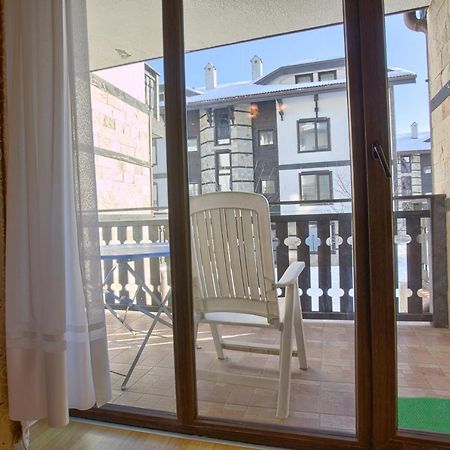 Cozy One-Bedroom Apartment With Nature View By Flat Mаnager Raslog Exterior foto